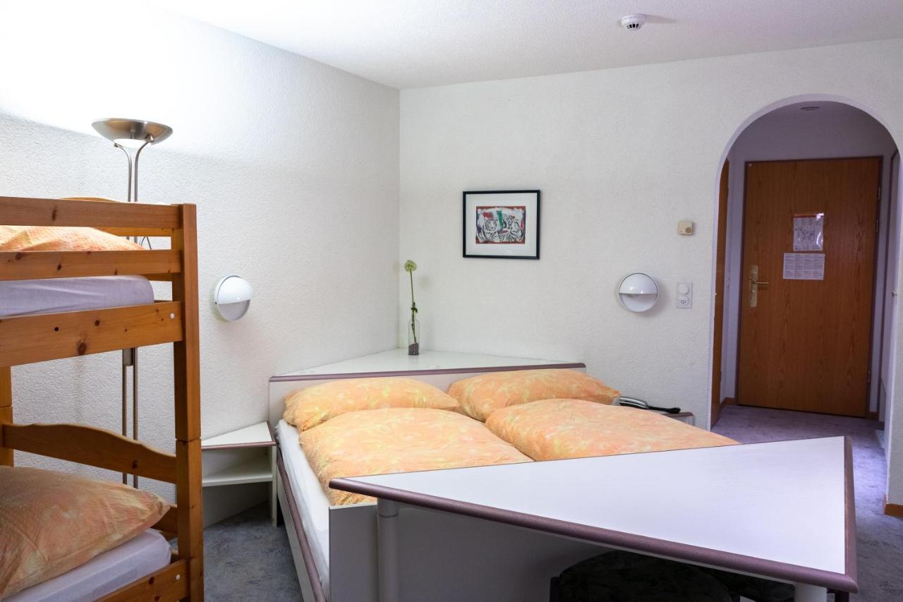 Hotel Viktoria Eden Adelboden Oda fotoğraf